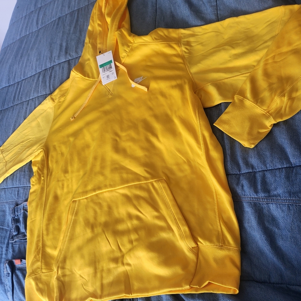 Nike - Picture 6 of 7